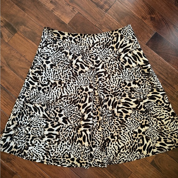 Calvin Klein size 14 leopard skirt - Picture 1 of 4
